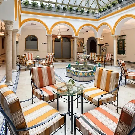 Hotel Exe Macarena