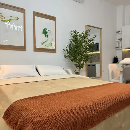 Casa Boutique Plaza De Armas -townhouse- Сasa de vacaciones Sevilla