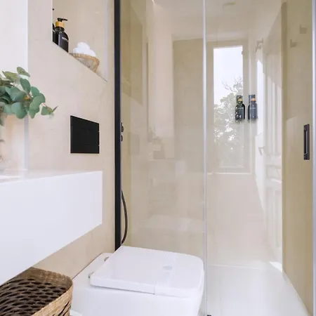 Luxurious Duplex 2bd 2bth Over Casa Pilatos