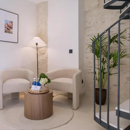 Luxurious Duplex 2bd 2bth Over Casa Pilatos *
