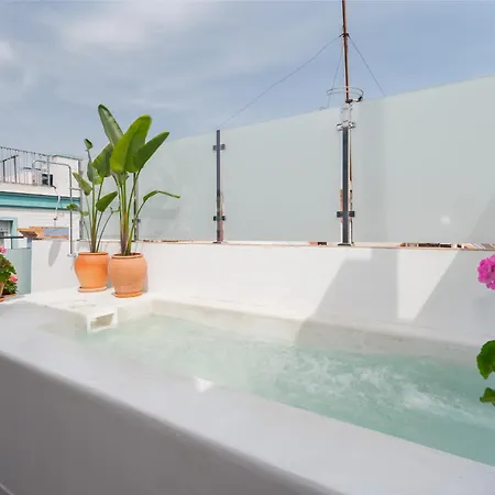 Apartment Luxurious Duplex 2bd 2bth Over Casa Pilatos