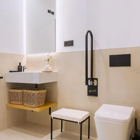 Luxury Overlooking Casa Pilatos *