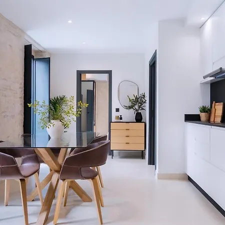 Apartment Luxury Overlooking Casa Pilatos