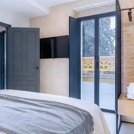 Apartment Luxury Overlooking Casa Pilatos Seville