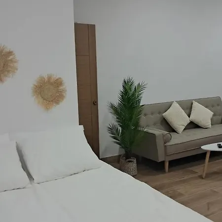 Triana Tejares Apartment *