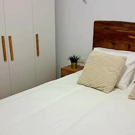 Triana Tejares Apartment *
