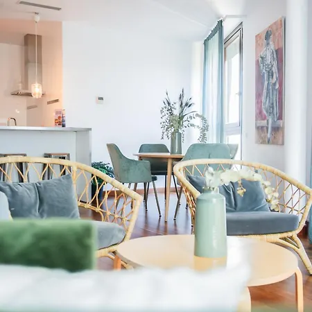 Apartmán Azz Torre De La Plata Sevilla