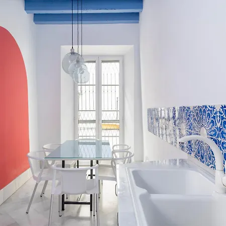 Almirante Hoyos House With Private Terrace Vakantiehuis Sevilla