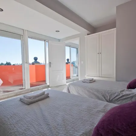Apartment Avenida *