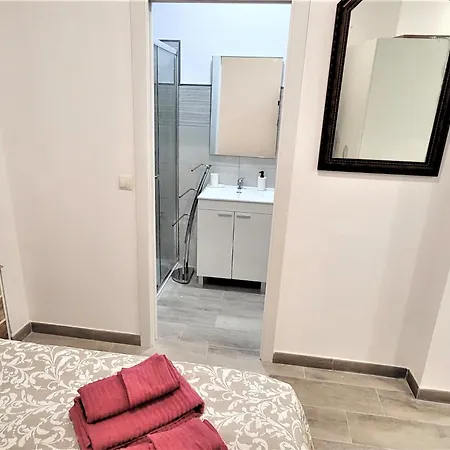 Homestay Casa Parras Basilica *