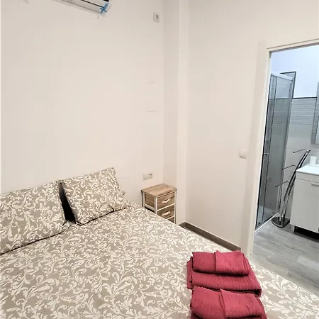 Homestay Casa Parras Basilica Seville