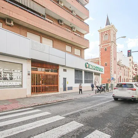 Stunning W Views To Giralda - 15 Minutes Walk Apartment *