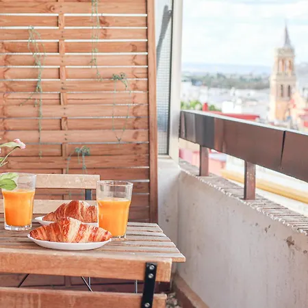 Stunning W Views To Giralda - 15 Minutes Walk *
