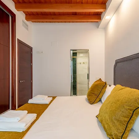 Isg Puerta Jerez 11 * Seville
