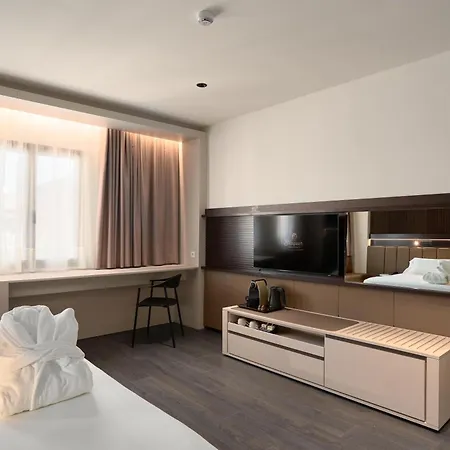 Becquer Hotel