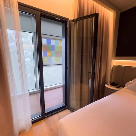 Becquer Hotel