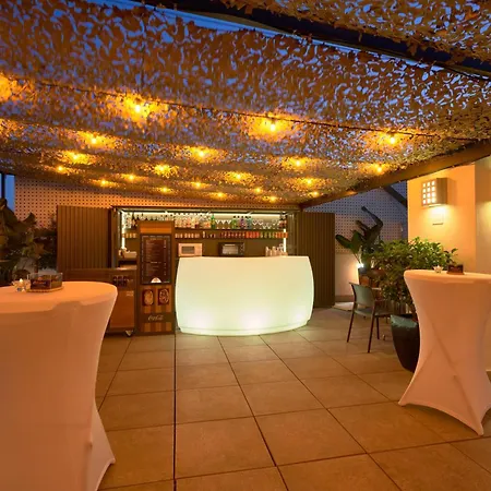 Hotel Becquer 4*