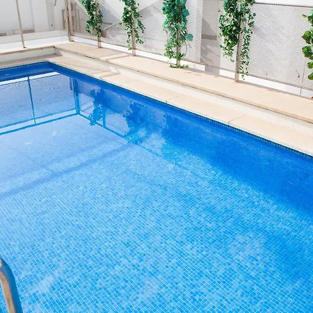 Charming With Pool And Garage Apartment Sevilla