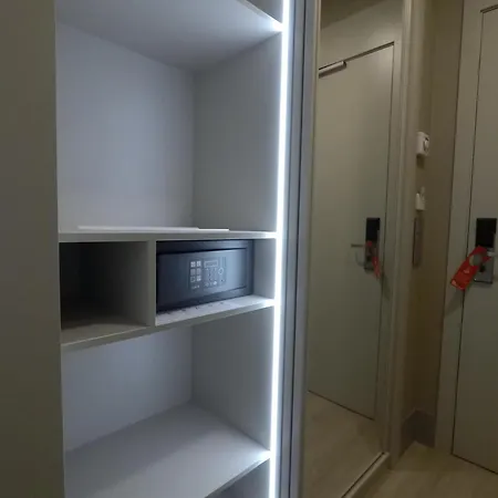 América 4* Sevilla