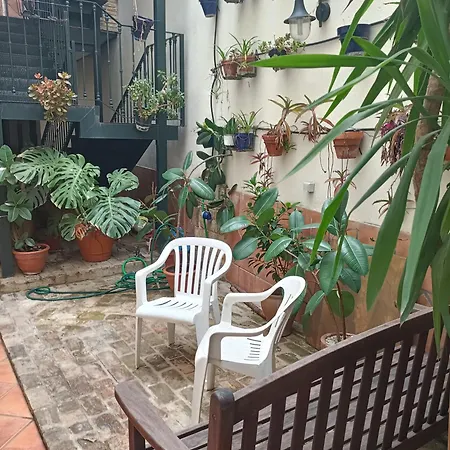 Apartment Triana75 *
