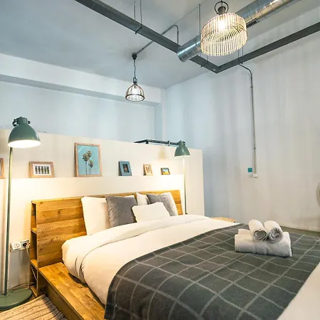Loft-style Ground Floor Flat Appartement *