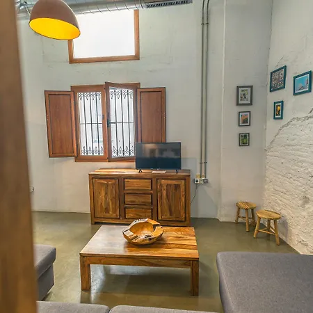 Loft-style Ground Floor Flat * Séville