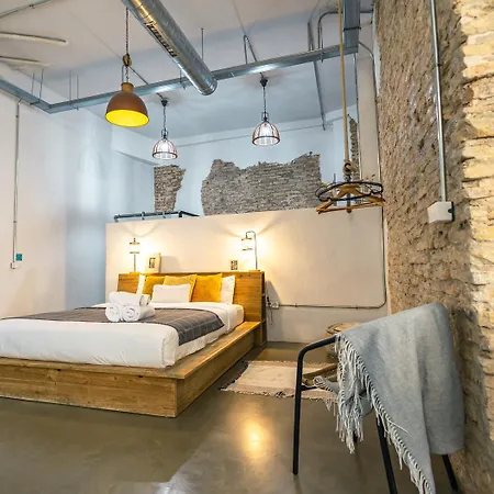 Loft-style Ground Floor Flat Appartement *