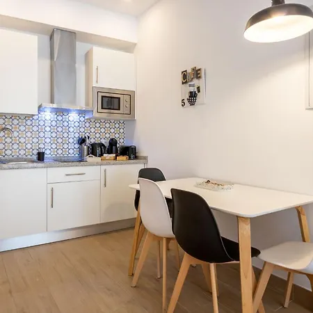 Apartment Nine O'clock Metrosol