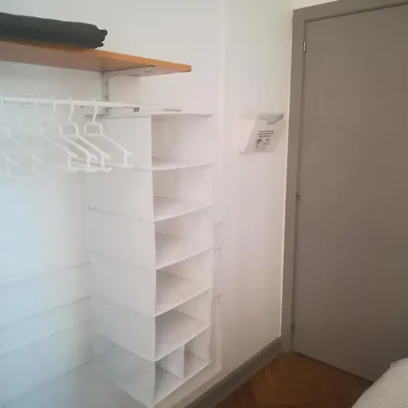 Casa de hóspedes Urban 2*