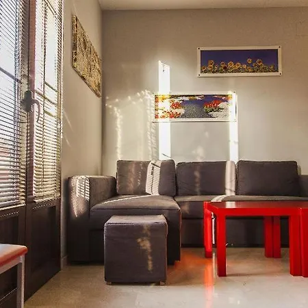 Rey De Sevilla Flats - Macarena * Siviglia