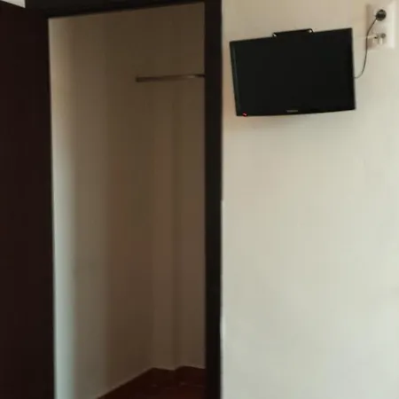Guest house Gran Plaza 2*