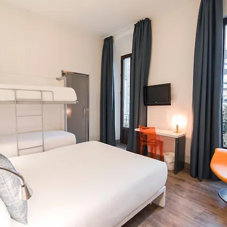 Petit Palace Canalejas Hotel