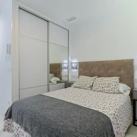Apartment Fibes Garden Seville