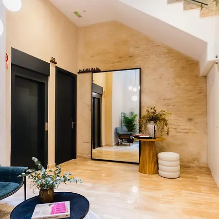 Apartment Luxurious Duplex 2bd 2bth Over Casa Pilatos *