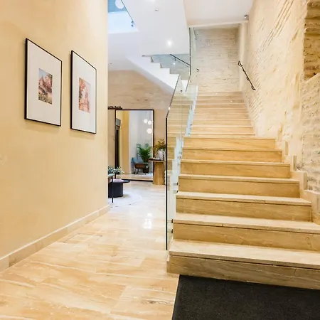 Apartment Luxurious Duplex 2bd 2bth Over Casa Pilatos Seville