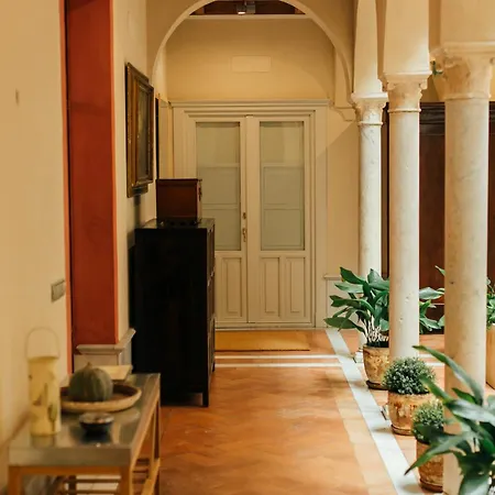 Casa Patio Del Siglo Xix アパートホテル