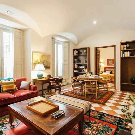 Casa Patio Del Siglo Xix アパートホテル セビリア