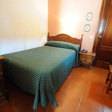 Zaida Hotel *