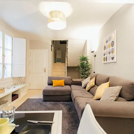 2 Bedrooms 1 Bathroom Furnished - Santa Cruz - Alfalfa - Duplex - Mintystay Seville