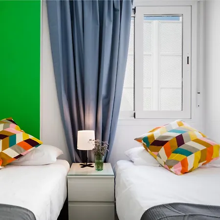 Anfitrion Triana 2 Apartment *