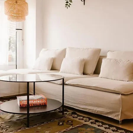 Apartment Cozy But Modern 2 Bed/bath Perfect For Families Seville