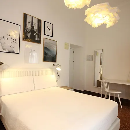 Guest house Atarazanas - Design *