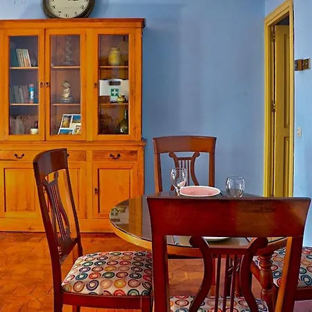 Alfaro Historic Aparment