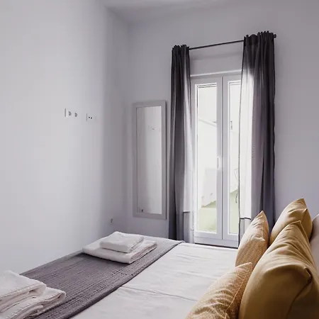 Quiet Terrace In Triana Close To The River Apartment *