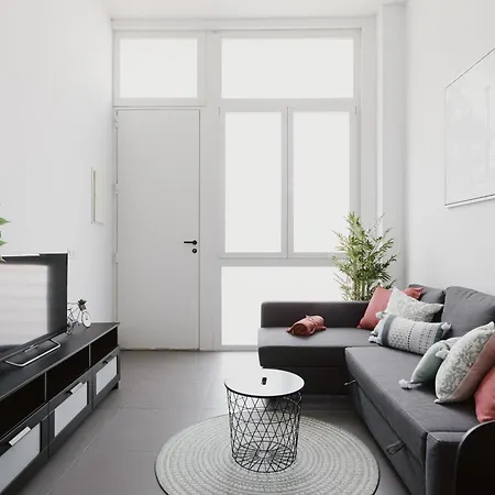 Quiet Terrace In Triana Close To The River Apartment Seville