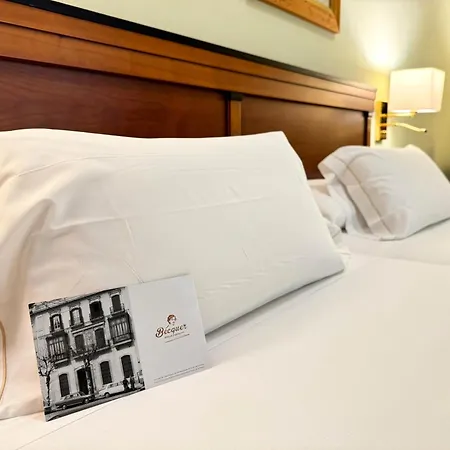 Hotel Becquer
