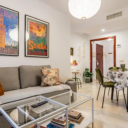 Apartment Piso Con Patio Privado Y Parking Nervion Seville