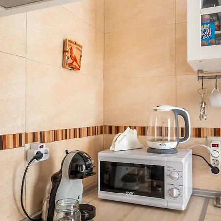 Piso Con Patio Privado Y Parking Nervion Apartment Seville