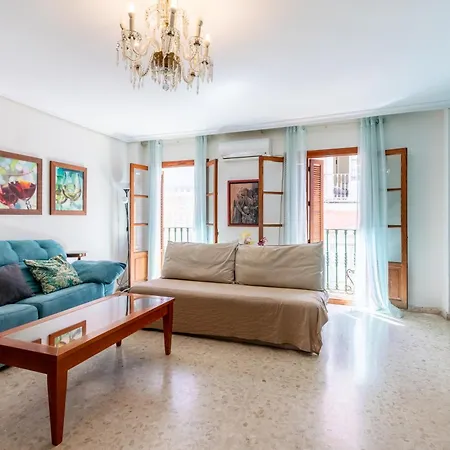 Holi-rent Pajaritos Seville
