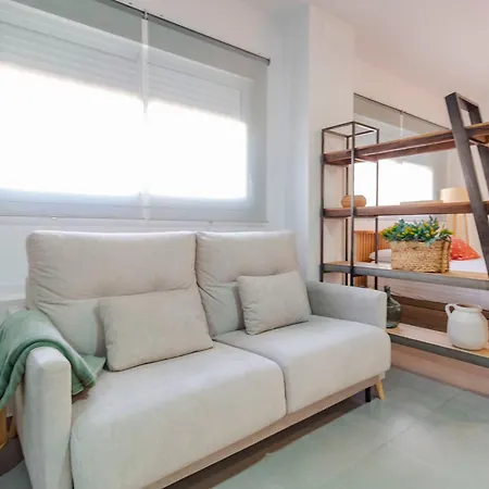 Nuevo Acogedor Estudio Junto Sta Justa Y Aeropuerto Seville